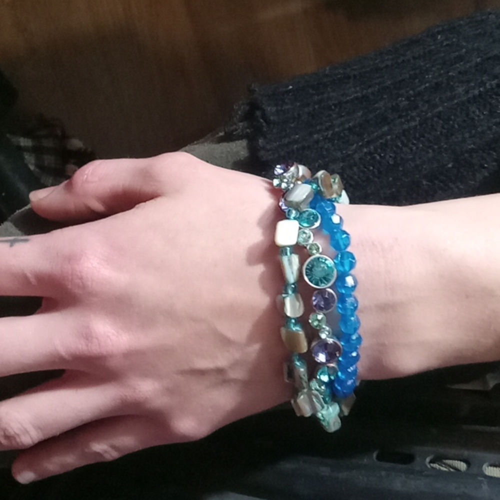 Set of 3 beadedcand rinestone braclets